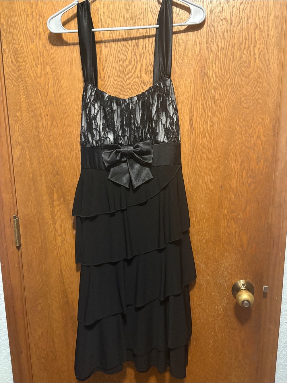 Source Unknown Black Lace Bodice Tiered Midi Dress with Bow